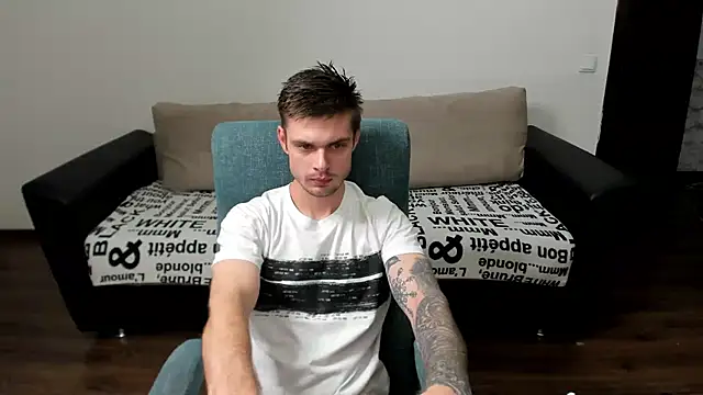 maks wolfis online show from 18, 12, 2024