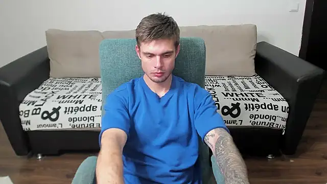 maks wolfis online show from 20, 12, 2024