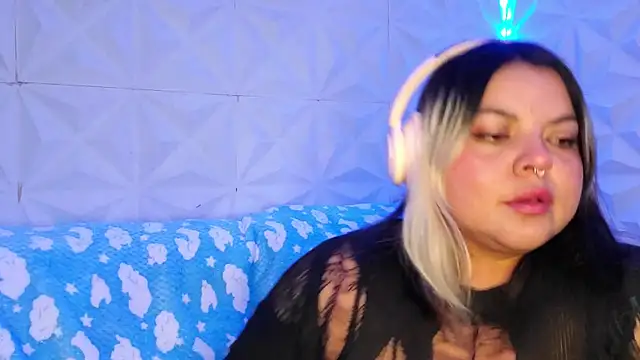 Satyn doll online show from 6, 12, 2024