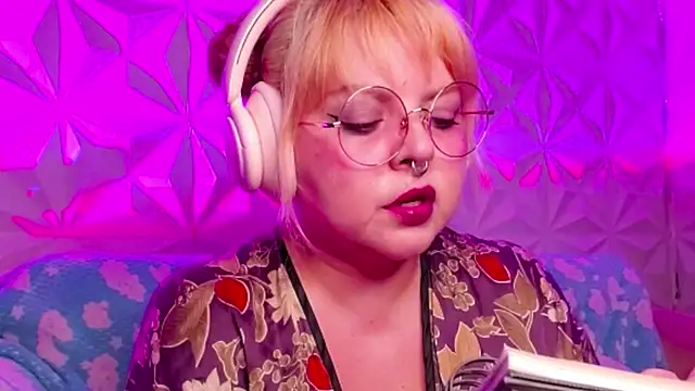 Satyn doll online show from 29, 9, 2025