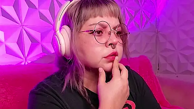 Satyn doll online show from 8, 11, 2025