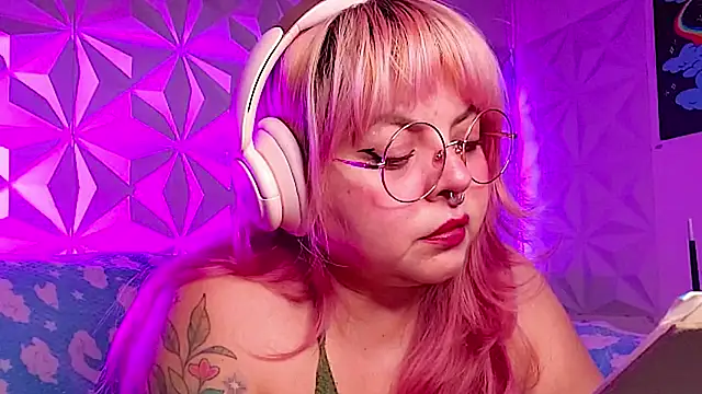 Satyn doll online show from 8, 3, 2026