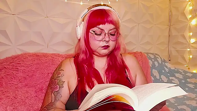 Snapshot of Satyn_doll chatting on 5, 7, 2026 Satyn doll online show from 5, 7, 2026