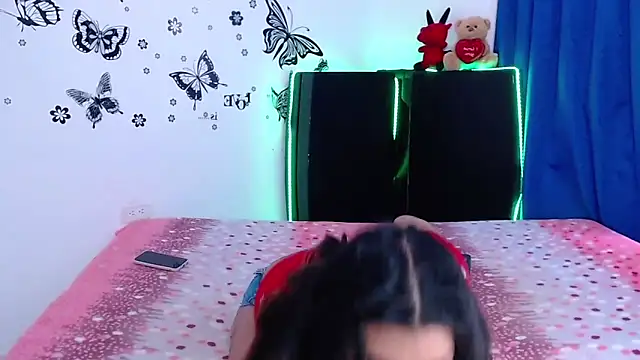 Snapshot of karen_sofia_ chatting on 2, 2, 2025 karen sofia online show from 2, 2, 2025