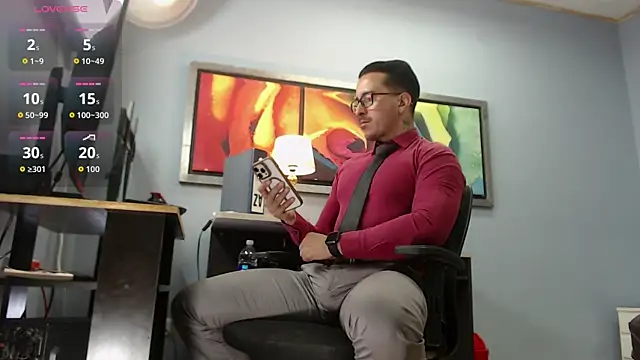 Snapshot of randyluke chatting on 25, 3, 2026 randyluke online show from 25, 3, 2026