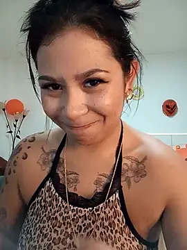 little susie online show from 28, 10, 2025