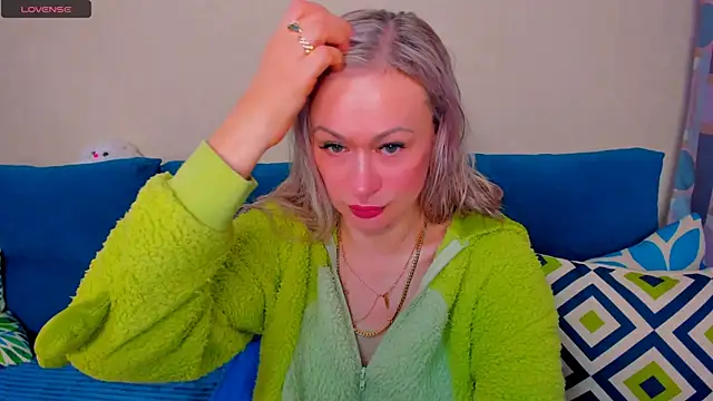 EllenMoore online show from 19, 10, 2025