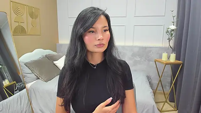 Snapshot of ErikaSoft chatting on 29, 11, 2025 ErikaSoft online show from 29, 11, 2025