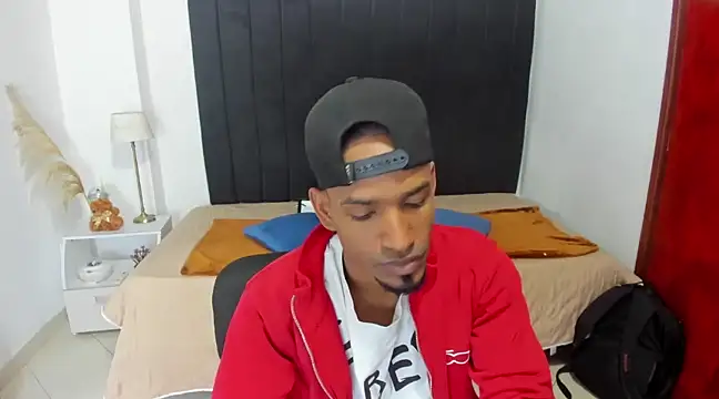 Snapshot of anhtony_wayans chatting on 21, 2, 2025 anhtony wayans online show from 21, 2, 2025