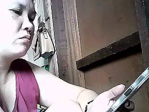 XbighotbootyX online show from 5, 1, 2025