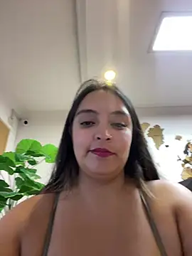 Snapshot of milly_cruz chatting on 17, 3, 2026 milly cruz online show from 17, 3, 2026