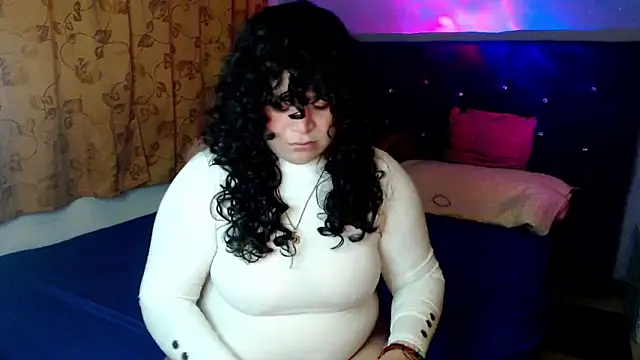 Snapshot of ANGELIQUE_KLANE chatting on 28, 9, 2025 ANGELIQUE KLANE online show from 28, 9, 2025