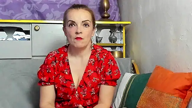 KateConner online show from 6, 4, 2026