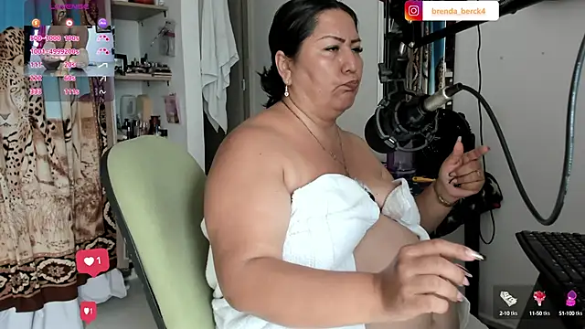 Brenda Berck  online show from 11, 3, 2025