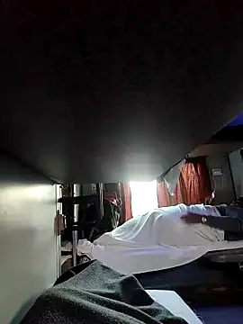 Snapshot of devil43521 chatting on 23, 12, 2025 devil43521 online show from 23, 12, 2025