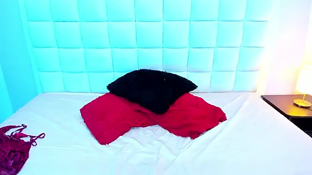 teresasroom  online show from 13, 2, 2025