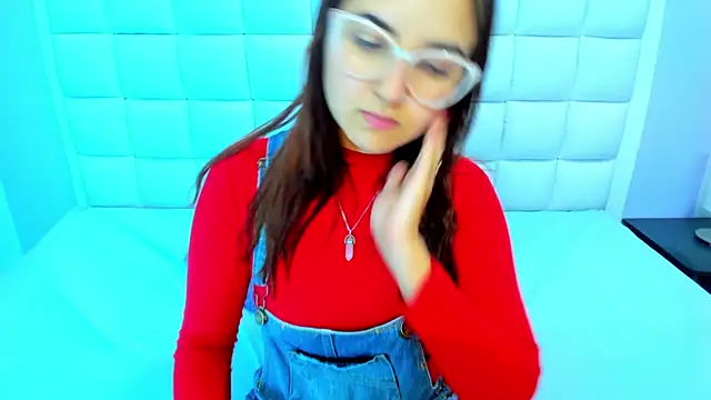 Snapshot of teresasroom_ chatting on 6, 6, 2026 teresasroom online show from 6, 6, 2026