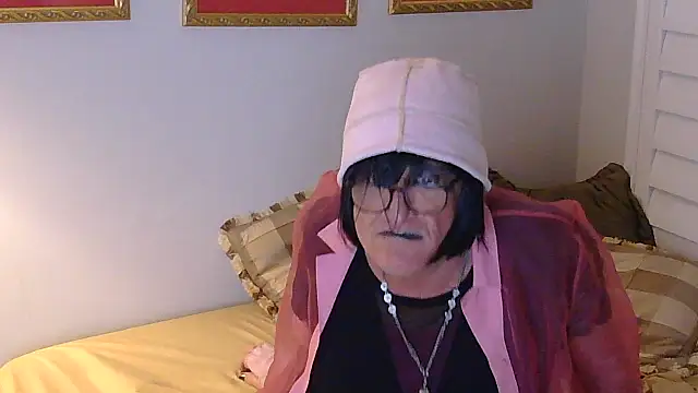 HelloKittyLapDog online show from 6, 5, 2026