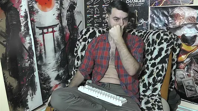 Snapshot of 00george chatting on 2, 2, 2026 00george online show from 2, 2, 2026