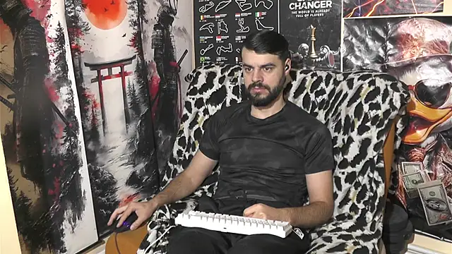 Snapshot of 00george chatting on 12, 2, 2026 00george online show from 12, 2, 2026