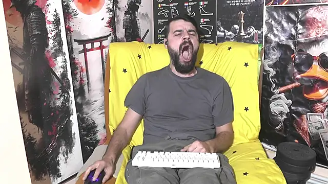 Snapshot of 00george chatting on 4, 3, 2026 00george online show from 4, 3, 2026