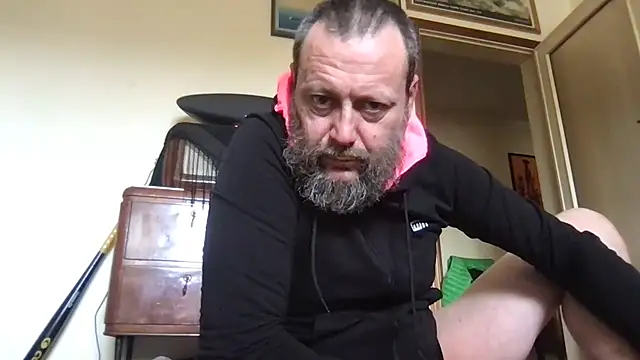 Snapshot of SsdobermannsS chatting on 30, 10, 2025 SsdobermannsS online show from 30, 10, 2025