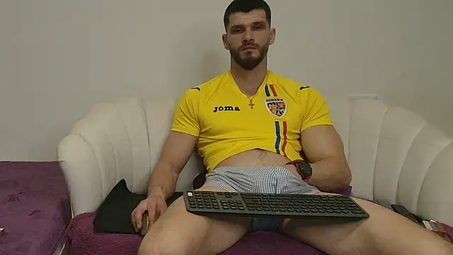 Snapshot of MauroTwin chatting on 9, 3, 2026 MauroTwin online show from 9, 3, 2026