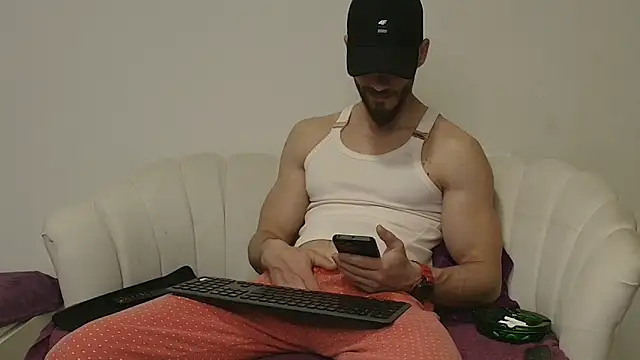 Snapshot of MauroTwin chatting on 13, 3, 2026 MauroTwin online show from 13, 3, 2026