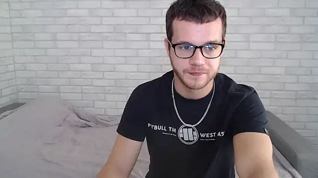 Alexxx horny online show from 30, 9, 2025