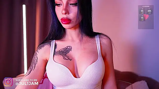 Snapshot of juli_jam chatting on 25, 3, 2026 juli jam online show from 25, 3, 2026