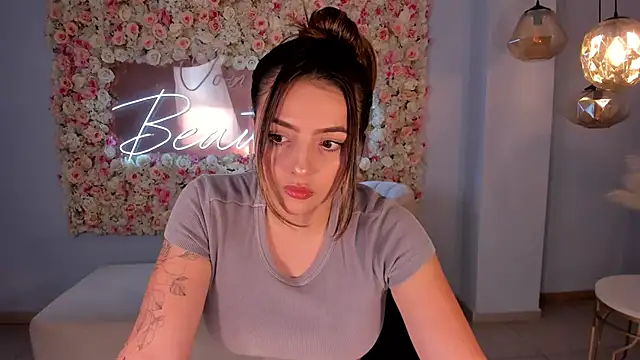 AmyWood online show from 24, 12, 2024