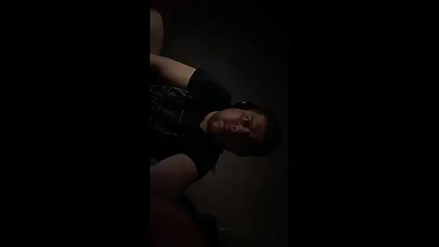 Snapshot of Czechyoungboy chatting on 22, 12, 2025 Czechyoungboy online show from 22, 12, 2025