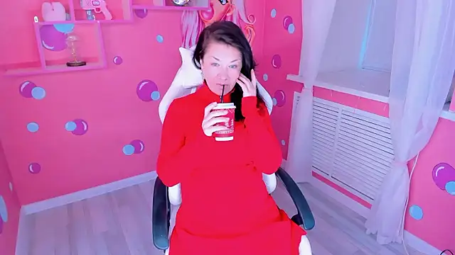 Snapshot of AnaMills chatting on 5, 2, 2026 AnaMills online show from 5, 2, 2026