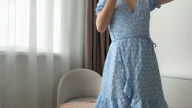 ShySchoolGirl online show from 19, 7, 2026