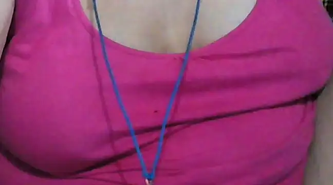 Snapshot of giga-bite chatting on 17, 2, 2025 giga-bite online show from 17, 2, 2025