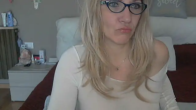 Snapshot of -K-- chatting on 25, 3, 2026 -K-- online show from 25, 3, 2026