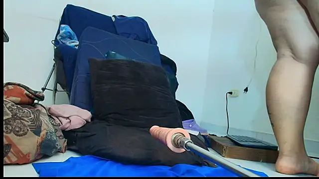 abigail curvy online show from 11, 3, 2026