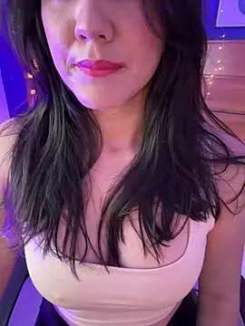 Snapshot of mahia_queen chatting on 26, 4, 2026 mahia queen online show from 26, 4, 2026