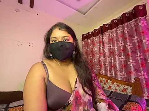 Snapshot of Love_4Sex chatting on 7, 10, 2025 Love 4Sex online show from 7, 10, 2025