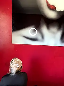 LittleMissEeve online show from 24, 10, 2025