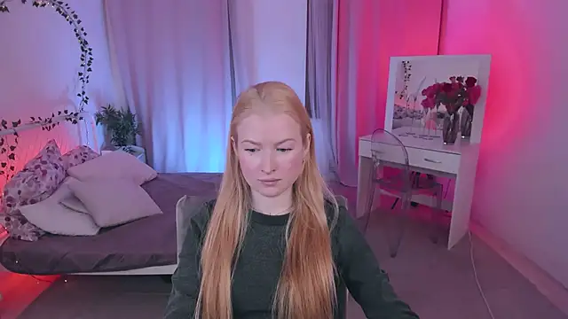 Snapshot of Laly_Peach chatting on 9, 2, 2026 Laly Peach online show from 9, 2, 2026