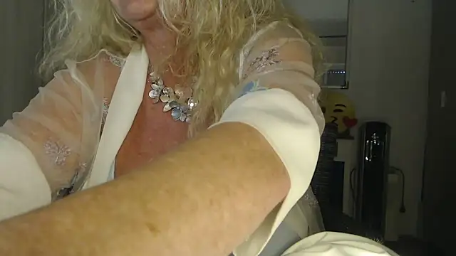 THESensualhorny online show from 4, 3, 2025