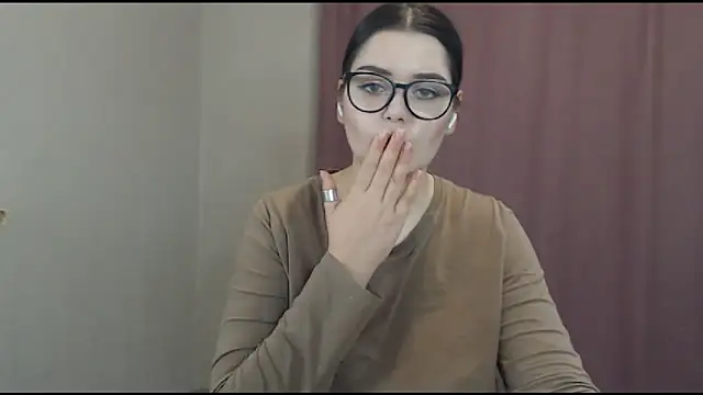 Snapshot of ohhhMie chatting on 20, 2, 2025 ohhhMie online show from 20, 2, 2025