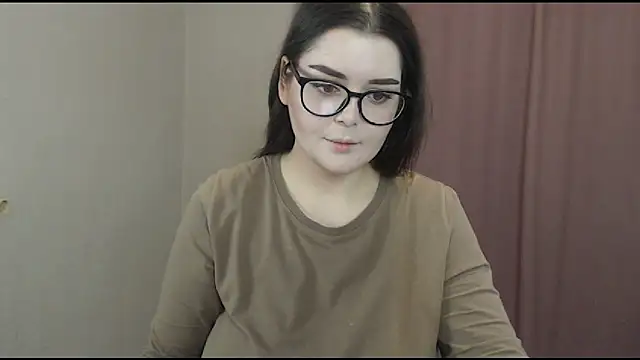 Snapshot of ohhhMie chatting on 28, 2, 2025 ohhhMie online show from 28, 2, 2025