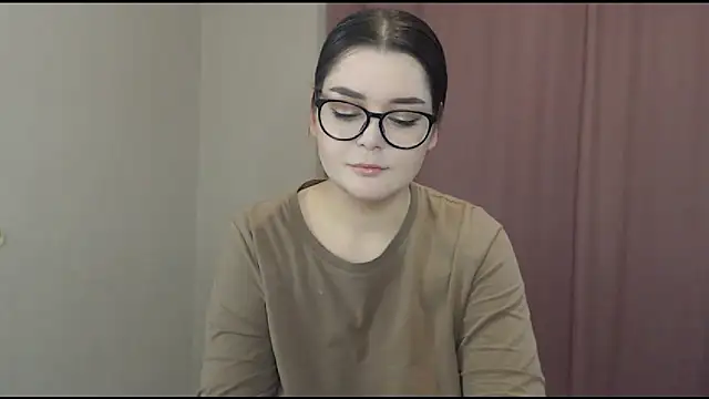 Snapshot of ohhhMie chatting on 1, 3, 2025 ohhhMie online show from 1, 3, 2025