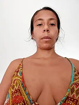 Snapshot of Luna-Natural chatting on 5, 1, 2026 Luna-Natural online show from 5, 1, 2026