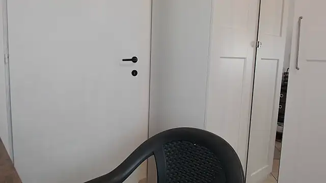 nicole 98 online show from 27, 1, 2025