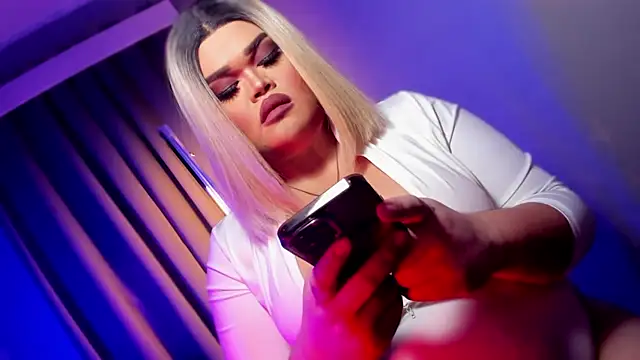 KarolinaThompson online show from 18, 3, 2025