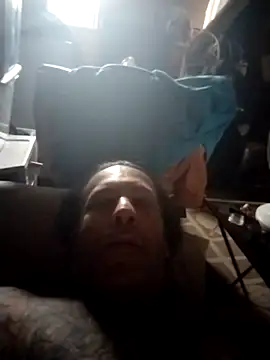 Snapshot of trucker1979 chatting on 21, 4, 2026 trucker1979 online show from 21, 4, 2026