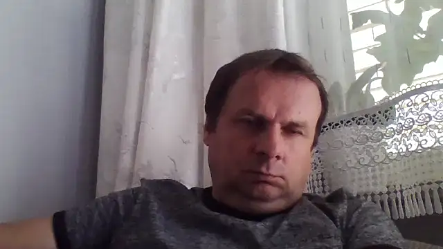 Snapshot of grzes19763 chatting on 1, 6, 2026 grzes19763 online show from 1, 6, 2026
